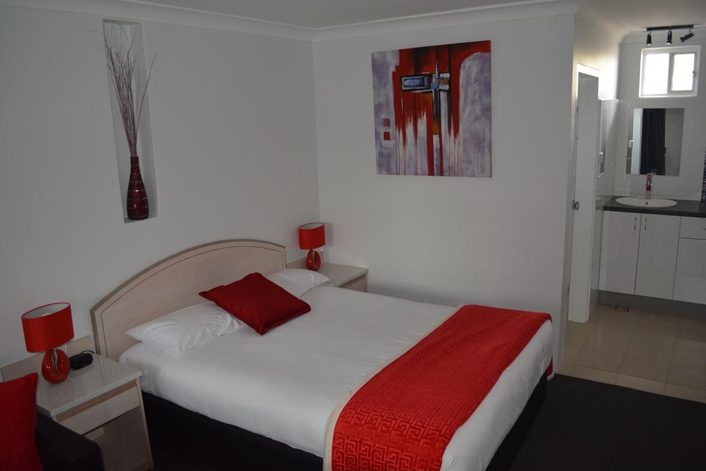 Alabaster Motor Inn Taree Esterno foto