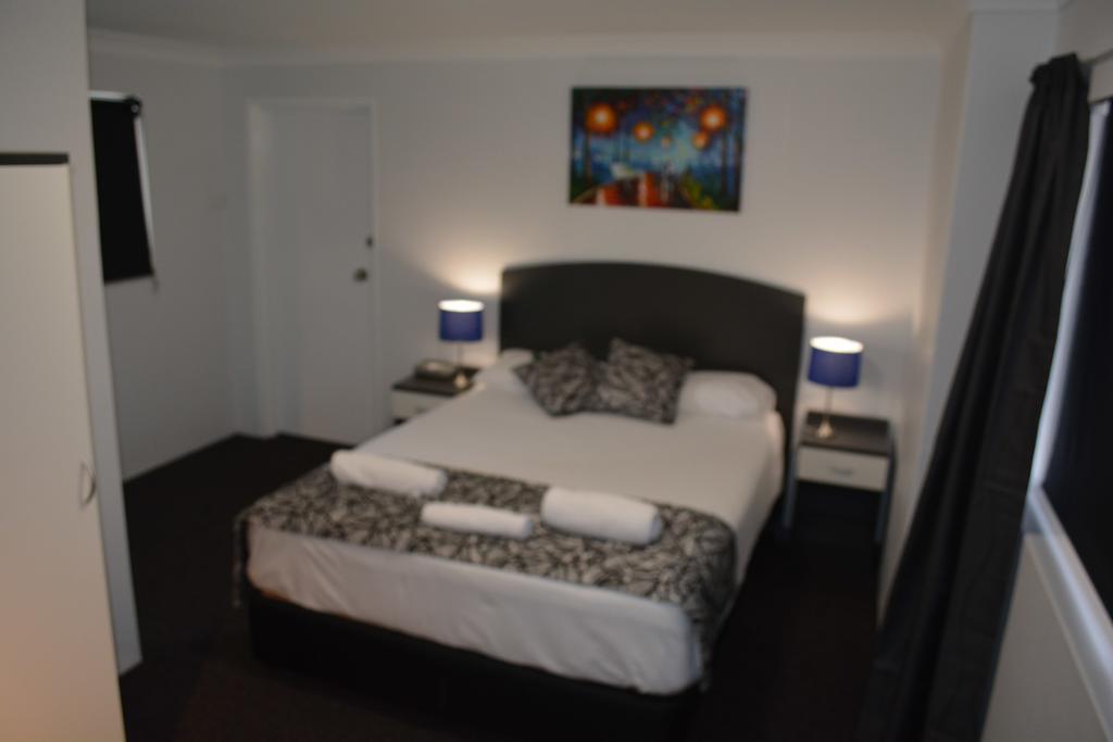 Alabaster Motor Inn Taree Esterno foto