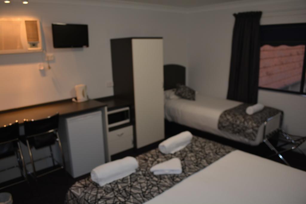 Alabaster Motor Inn Taree Esterno foto