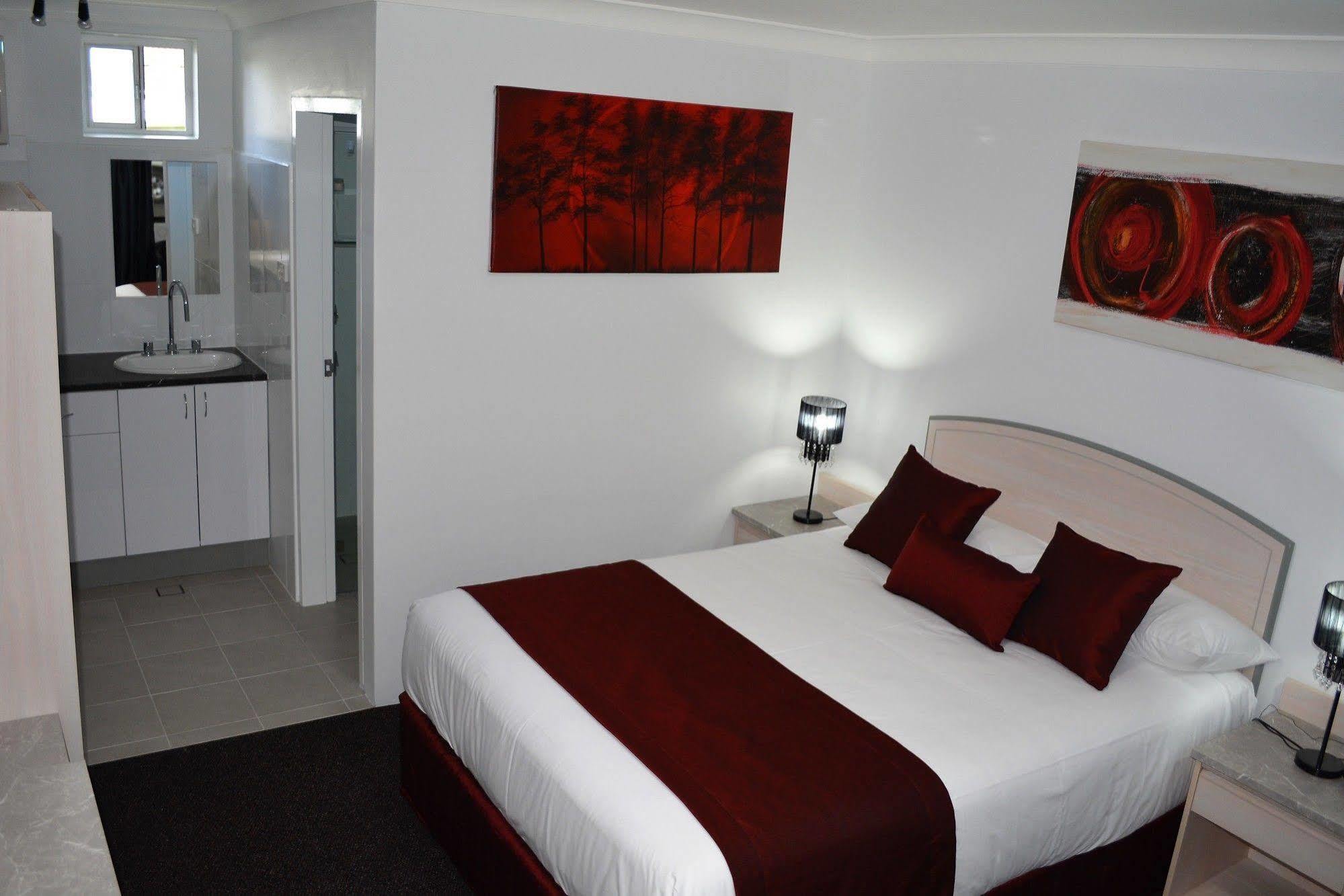 Alabaster Motor Inn Taree Esterno foto