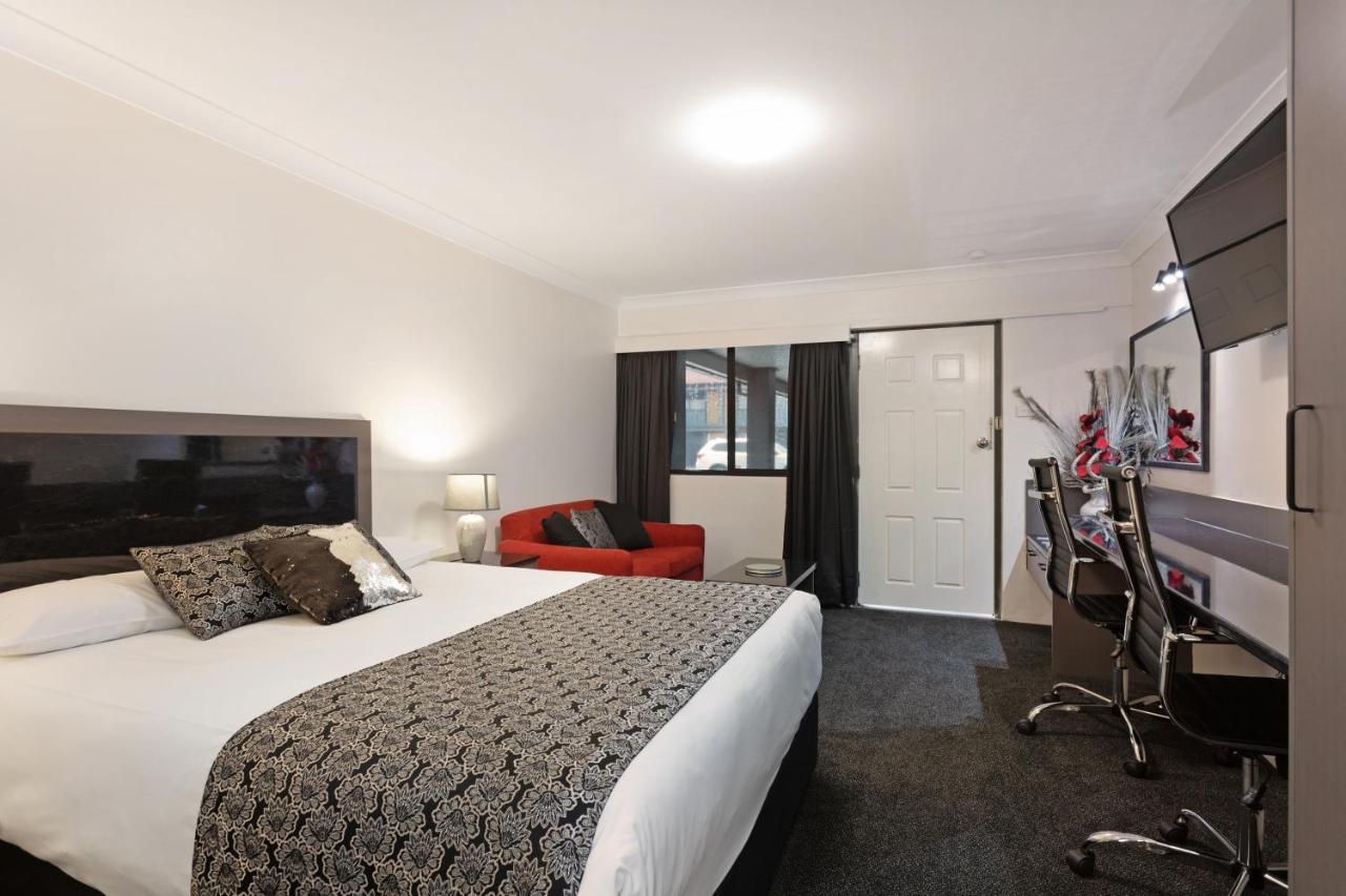 Alabaster Motor Inn Taree Esterno foto